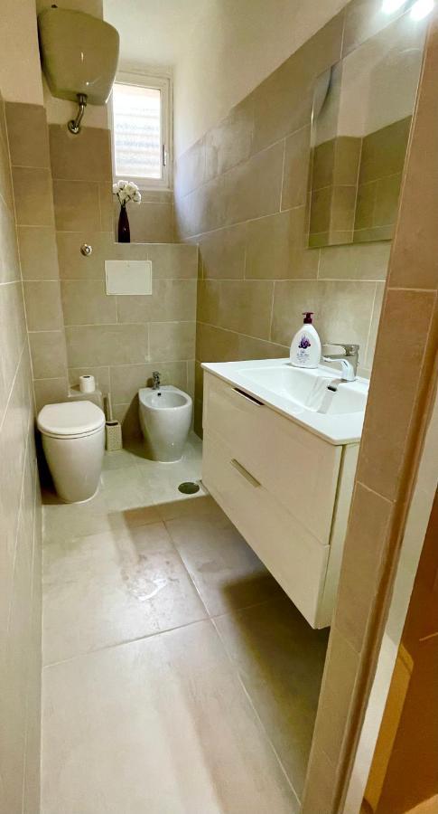 Parisa House Apartamento